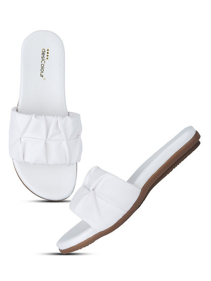 Handcrafted juttis, heels, bellies, flats, and mules for weddings, festivals, and daily wear – DESI COLOUR
