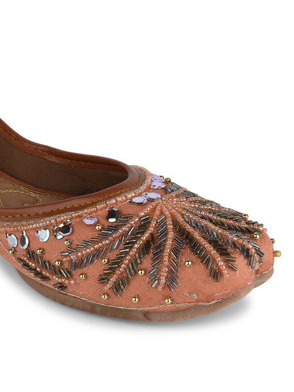 Handcrafted juttis, heels, bellies, flats, and mules for weddings, festivals, and daily wear – DESI COLOUR