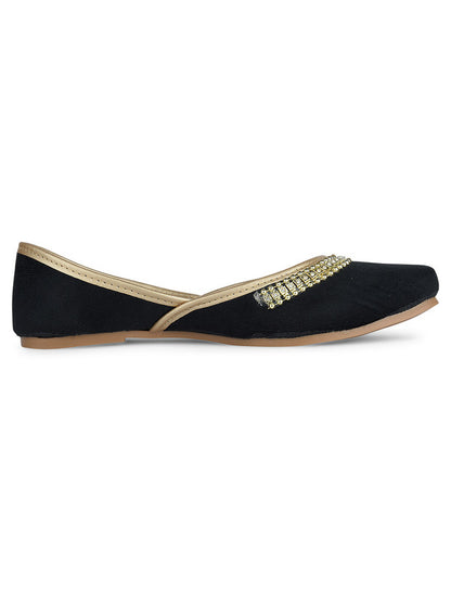 Handcrafted juttis, heels, bellies, flats, and mules for weddings, festivals, and daily wear – DESI COLOUR