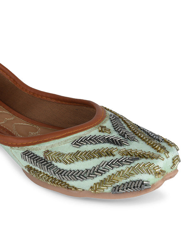 Handcrafted juttis, heels, bellies, flats, and mules for weddings, festivals, and daily wear – DESI COLOUR
