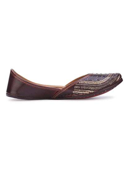 Handcrafted juttis, heels, bellies, flats, and mules for weddings, festivals, and daily wear – DESI COLOUR