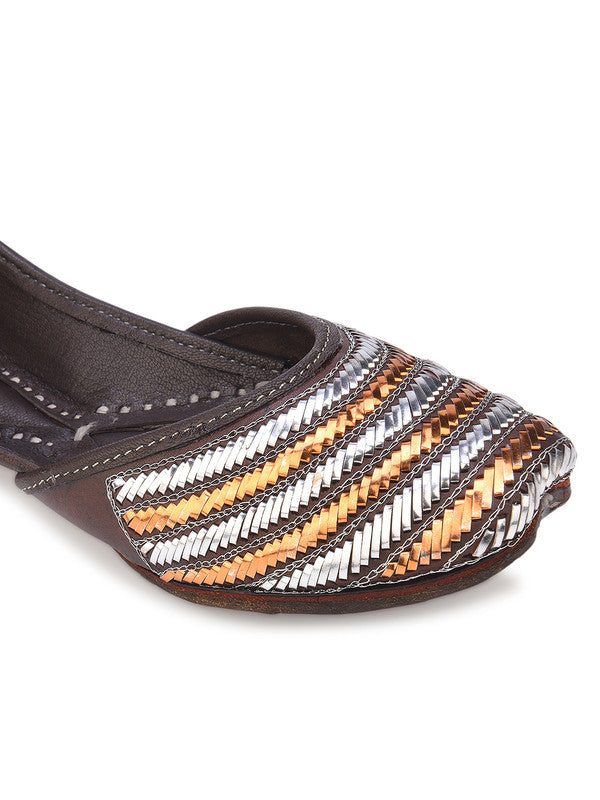 Handcrafted juttis, heels, bellies, flats, and mules for weddings, festivals, and daily wear – DESI COLOUR