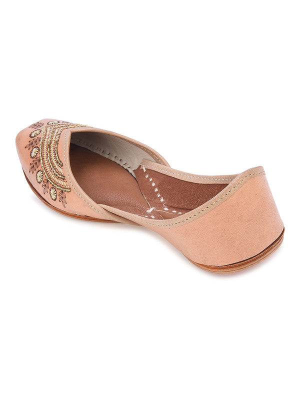 Handcrafted juttis, heels, bellies, flats, and mules for weddings, festivals, and daily wear – DESI COLOUR