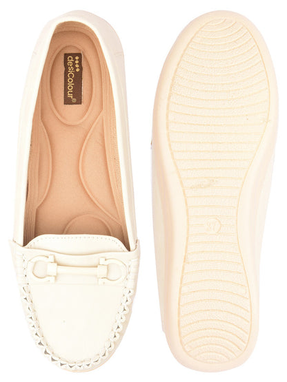 Handcrafted juttis, heels, bellies, flats, and mules for weddings, festivals, and daily wear – DESI COLOUR
