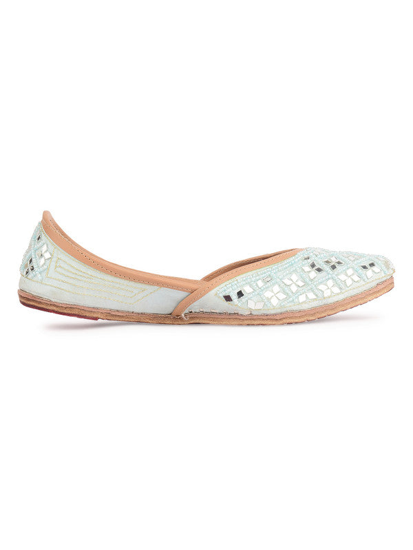 Handcrafted juttis, heels, bellies, flats, and mules for weddings, festivals, and daily wear – DESI COLOUR