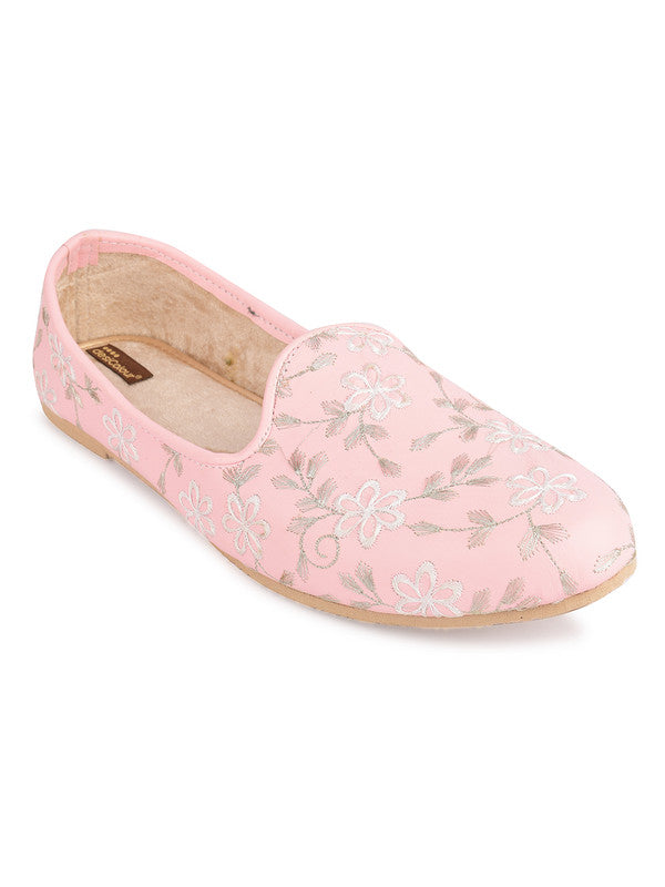 Handcrafted juttis, heels, bellies, flats, and mules for weddings, festivals, and daily wear – DESI COLOUR