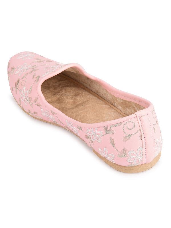 Handcrafted juttis, heels, bellies, flats, and mules for weddings, festivals, and daily wear – DESI COLOUR