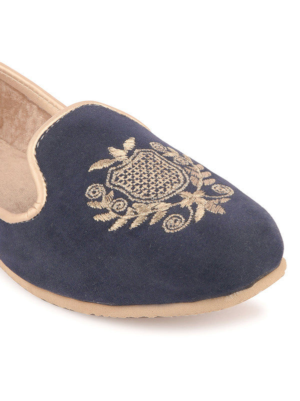 Handcrafted juttis, heels, bellies, flats, and mules for weddings, festivals, and daily wear – DESI COLOUR