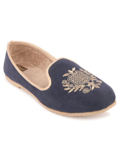 Handcrafted juttis, heels, bellies, flats, and mules for weddings, festivals, and daily wear – DESI COLOUR
