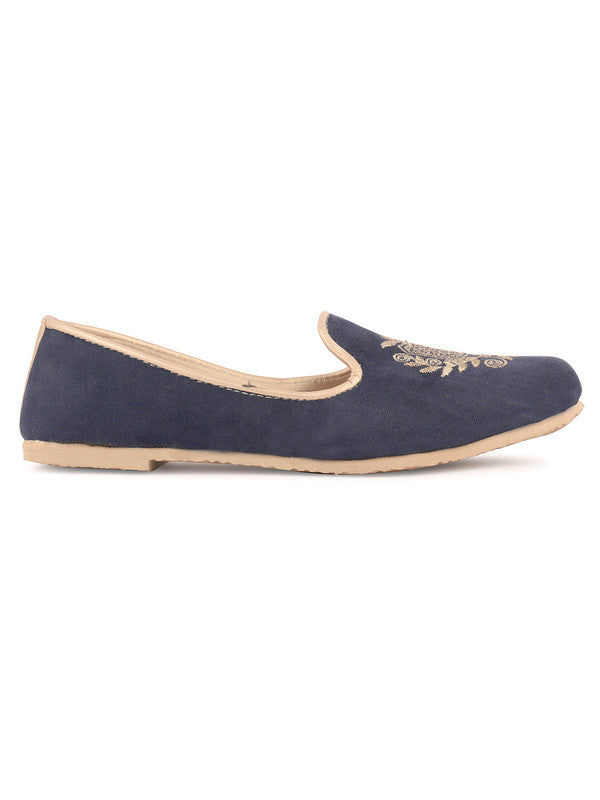 Handcrafted juttis, heels, bellies, flats, and mules for weddings, festivals, and daily wear – DESI COLOUR