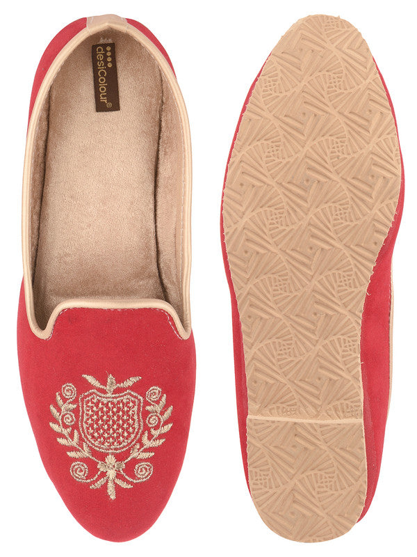 Handcrafted juttis, heels, bellies, flats, and mules for weddings, festivals, and daily wear – DESI COLOUR