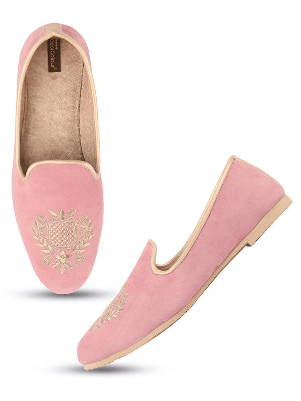 Handcrafted juttis, heels, bellies, flats, and mules for weddings, festivals, and daily wear – DESI COLOUR