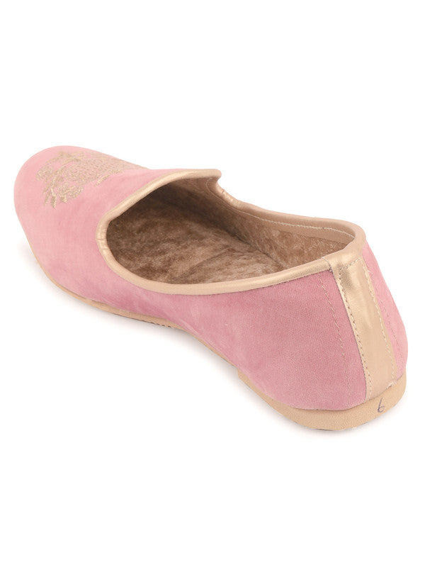Handcrafted juttis, heels, bellies, flats, and mules for weddings, festivals, and daily wear – DESI COLOUR