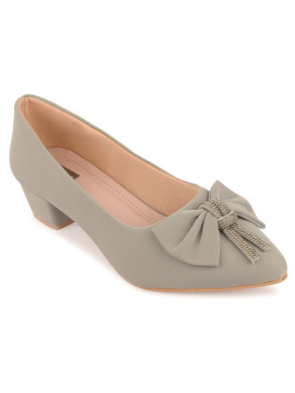 Handcrafted juttis, heels, bellies, flats, and mules for weddings, festivals, and daily wear – DESI COLOUR