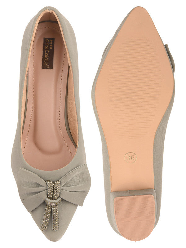 Handcrafted juttis, heels, bellies, flats, and mules for weddings, festivals, and daily wear – DESI COLOUR