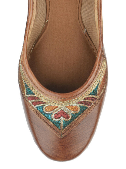Handcrafted juttis, heels, bellies, flats, and mules for weddings, festivals, and daily wear – DESI COLOUR