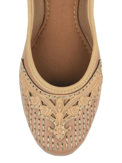 Handcrafted juttis, heels, bellies, flats, and mules for weddings, festivals, and daily wear – DESI COLOUR