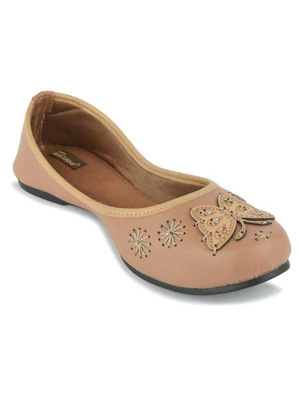 Handcrafted juttis, heels, bellies, flats, and mules for weddings, festivals, and daily wear – DESI COLOUR