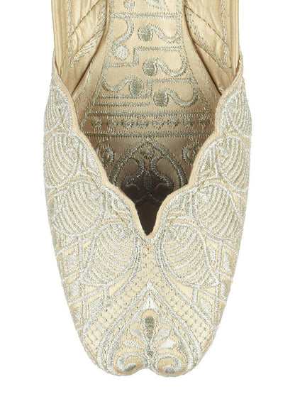 Handcrafted juttis, heels, bellies, flats, and mules for weddings, festivals, and daily wear – DESI COLOUR