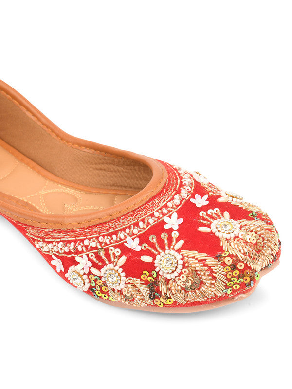Handcrafted juttis, heels, bellies, flats, and mules for weddings, festivals, and daily wear – DESI COLOUR