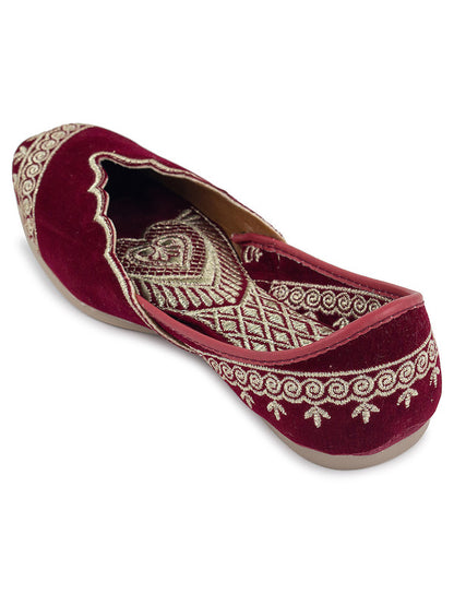 Handcrafted juttis, heels, bellies, flats, and mules for weddings, festivals, and daily wear – DESI COLOUR