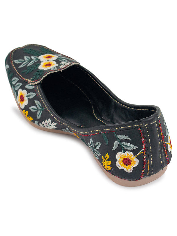 Handcrafted juttis, heels, bellies, flats, and mules for weddings, festivals, and daily wear – DESI COLOUR