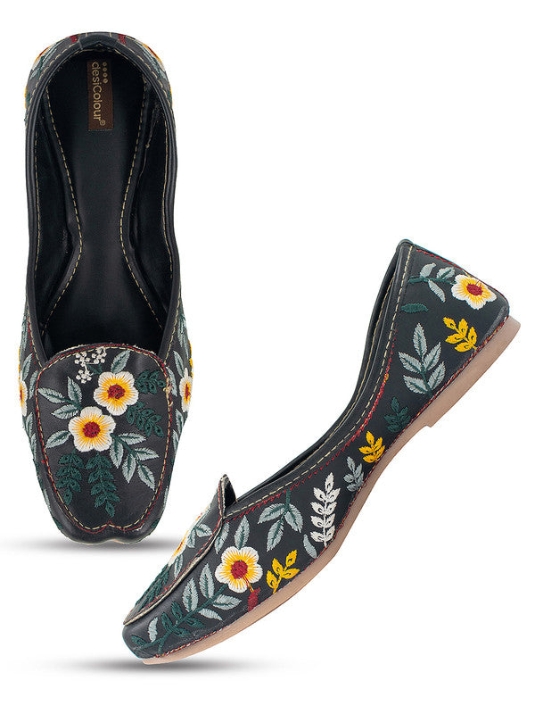 Handcrafted juttis, heels, bellies, flats, and mules for weddings, festivals, and daily wear – DESI COLOUR