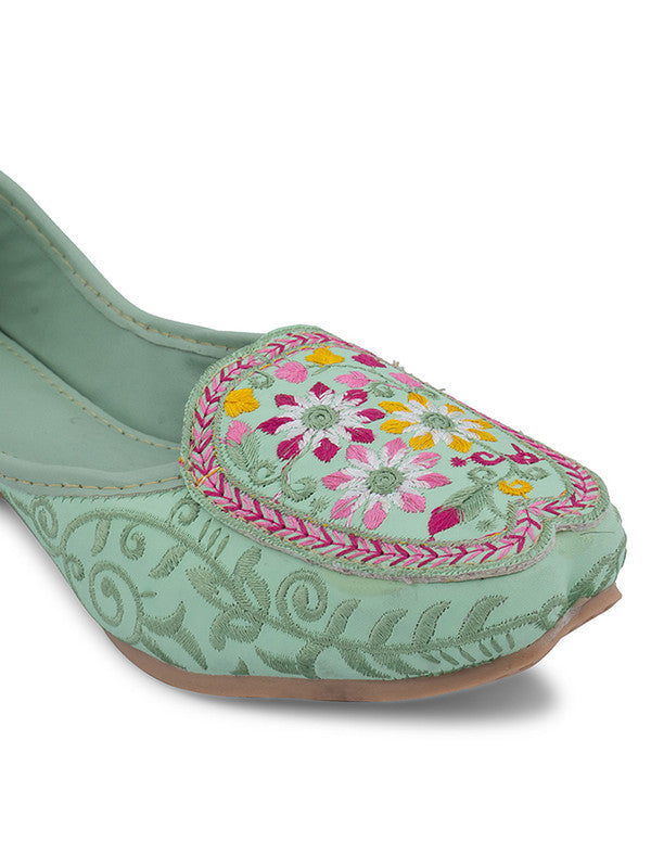 Handcrafted juttis, heels, bellies, flats, and mules for weddings, festivals, and daily wear – DESI COLOUR