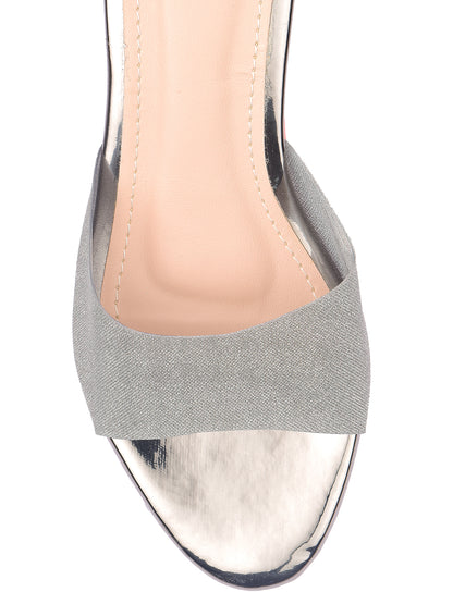DESI COLOUR Women Silver Ethnic Punjabi Jutti