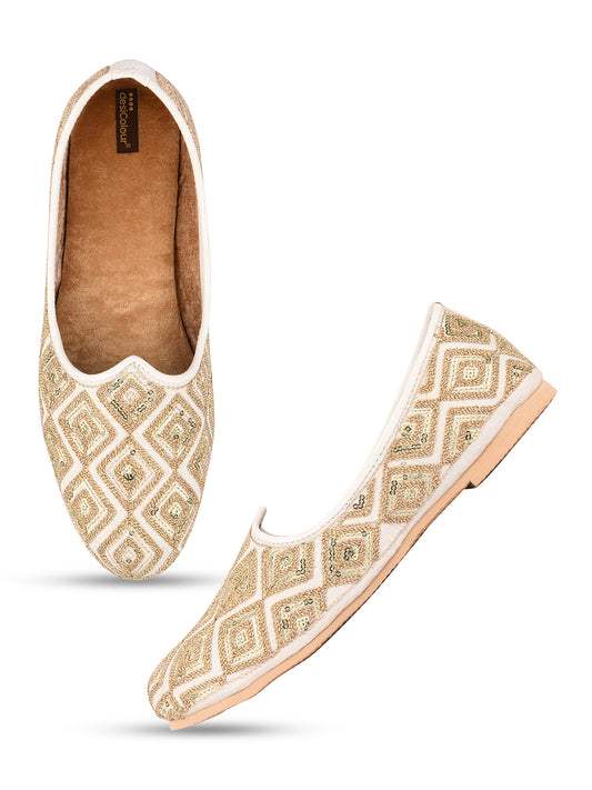 DESI COLOUR Mens Gold Ethnic Footwear/Punjabi Jutti