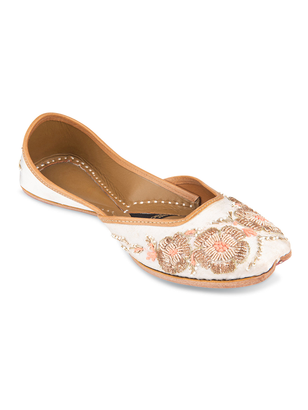 White Flower Dabka Mojari