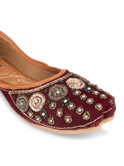 Maroon Dabka work Mojari