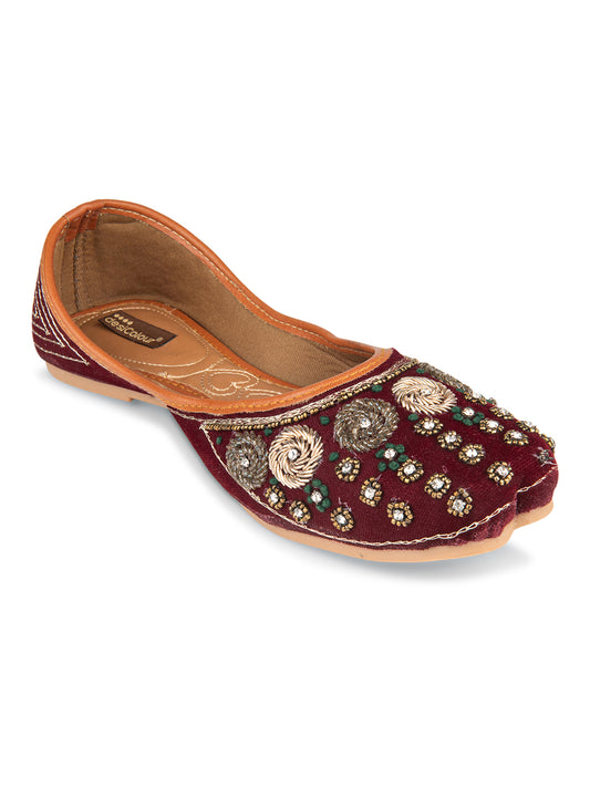 Maroon Dabka work Mojari