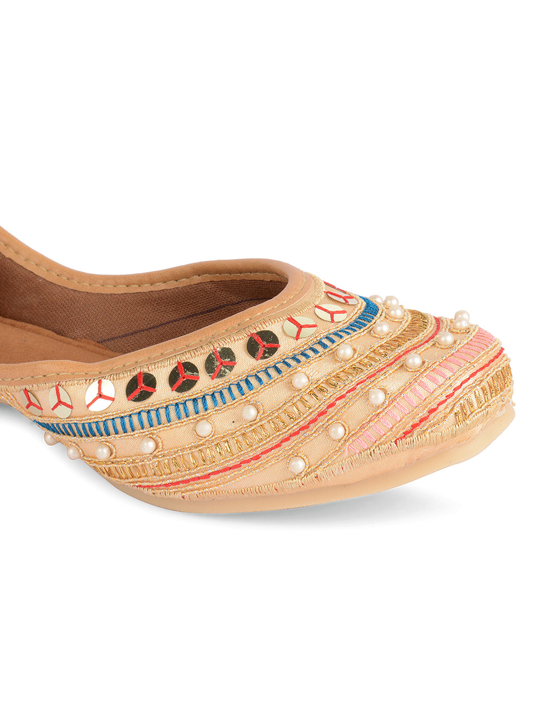 DESI COLOUR Women Gold Embellished Ethnic Comfy Punjabi Jutti