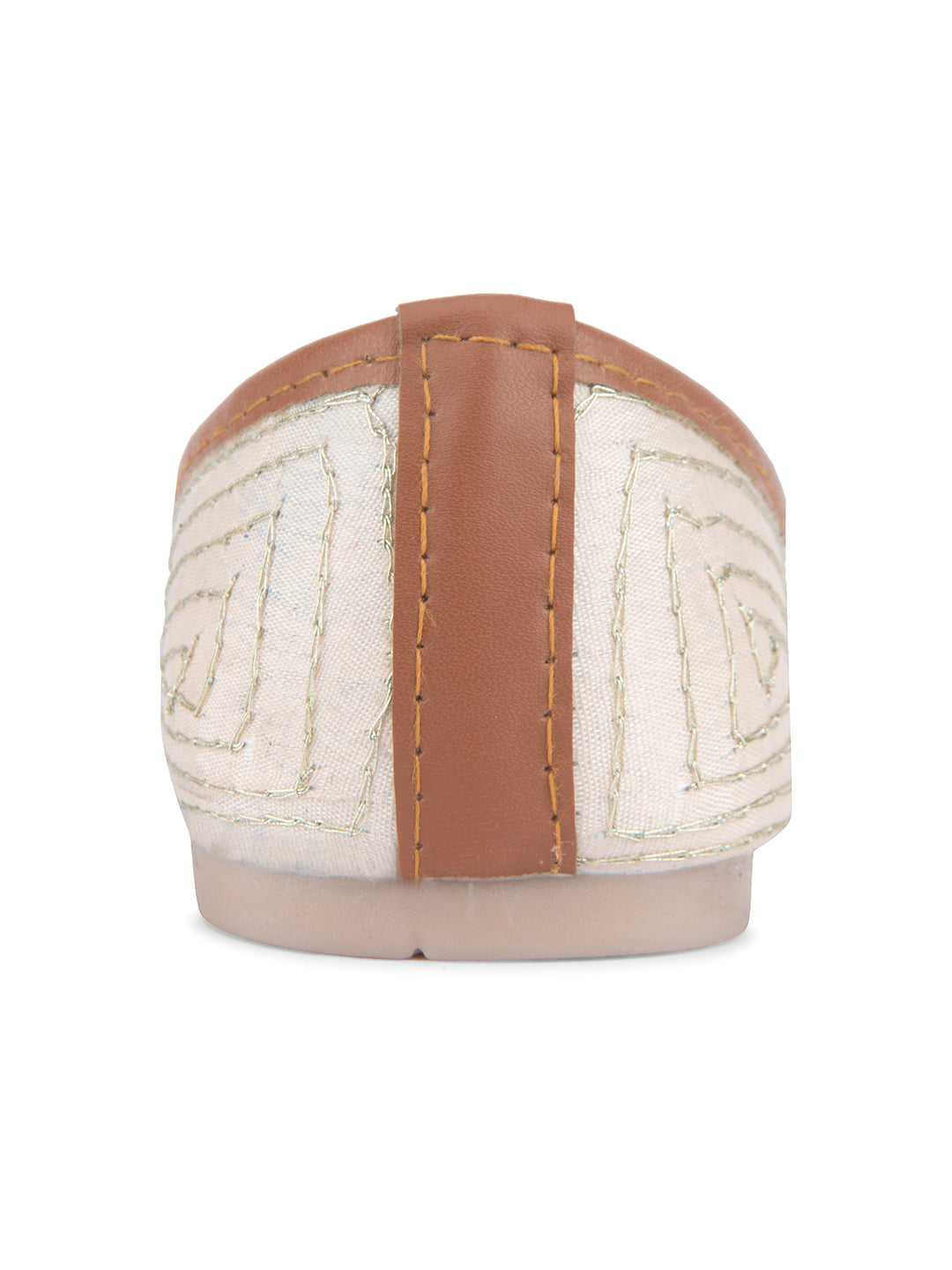 DESI COLOUR Women Off White Ethnic Punjabi Jutti