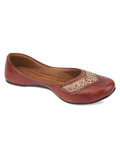 DESI COLOUR Women Brown Ethnic Punjabi Jutti