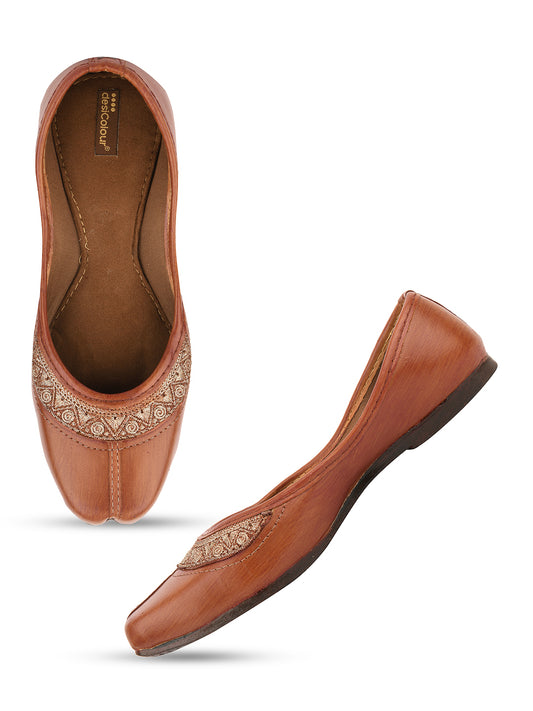 DESI COLOUR Women Brown Ethnic Punjabi Jutti