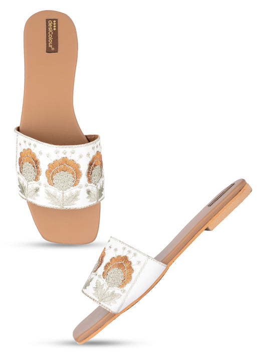 DESI COLOUR Women Brown Ethnic Punjabi Jutti