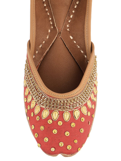 DESI COLOUR Women Red Ethnic Punjabi Jutti