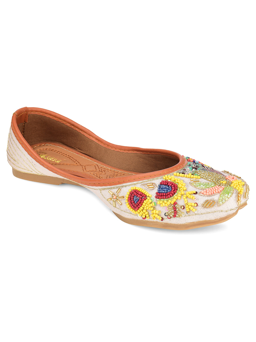 DESI COLOUR Women White Ethnic Punjabi Jutti