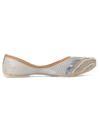 DESI COLOUR Women Grey Ethnic Punjabi Jutti