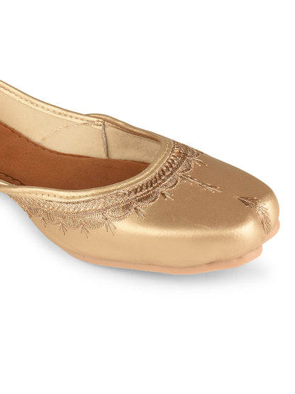 Gold tone Embroidered Ethnic Jutti for Women