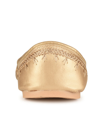 Gold tone Embroidered Ethnic Jutti for Women