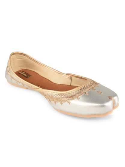 Silver Tone Embroidered Ethnic Jutti for Women