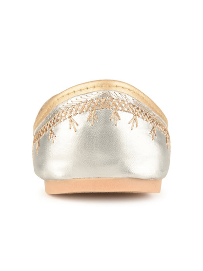 Silver Tone Embroidered Ethnic Jutti for Women
