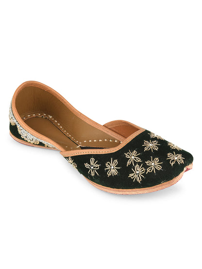 Black Velvet Dabka Work & Premium Mojari for Women
