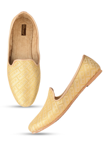 DESI COLOUR Mens Gold Ethnic Footwear/Punjabi Jutti