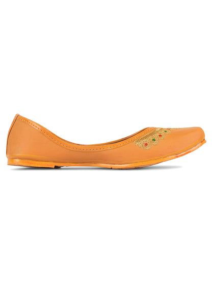 Women Tan Embellished Ethnic Comfy Punjabi Jutti