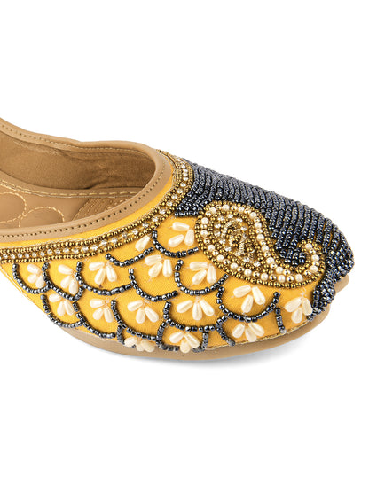 Women Yellow Ethnic Mojaris Flats