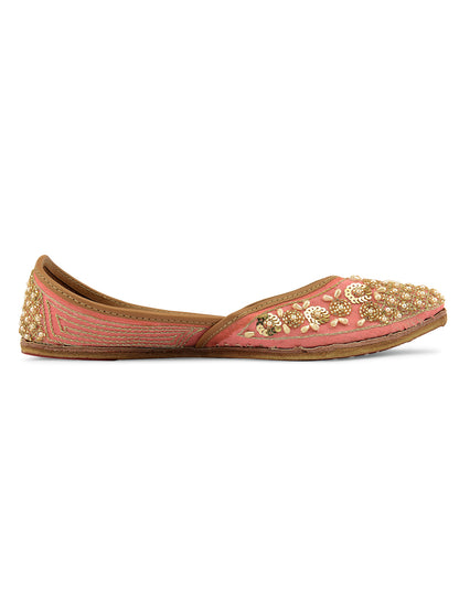 DESI COLOUR Women Peach Ethnic Punjabi Jutti